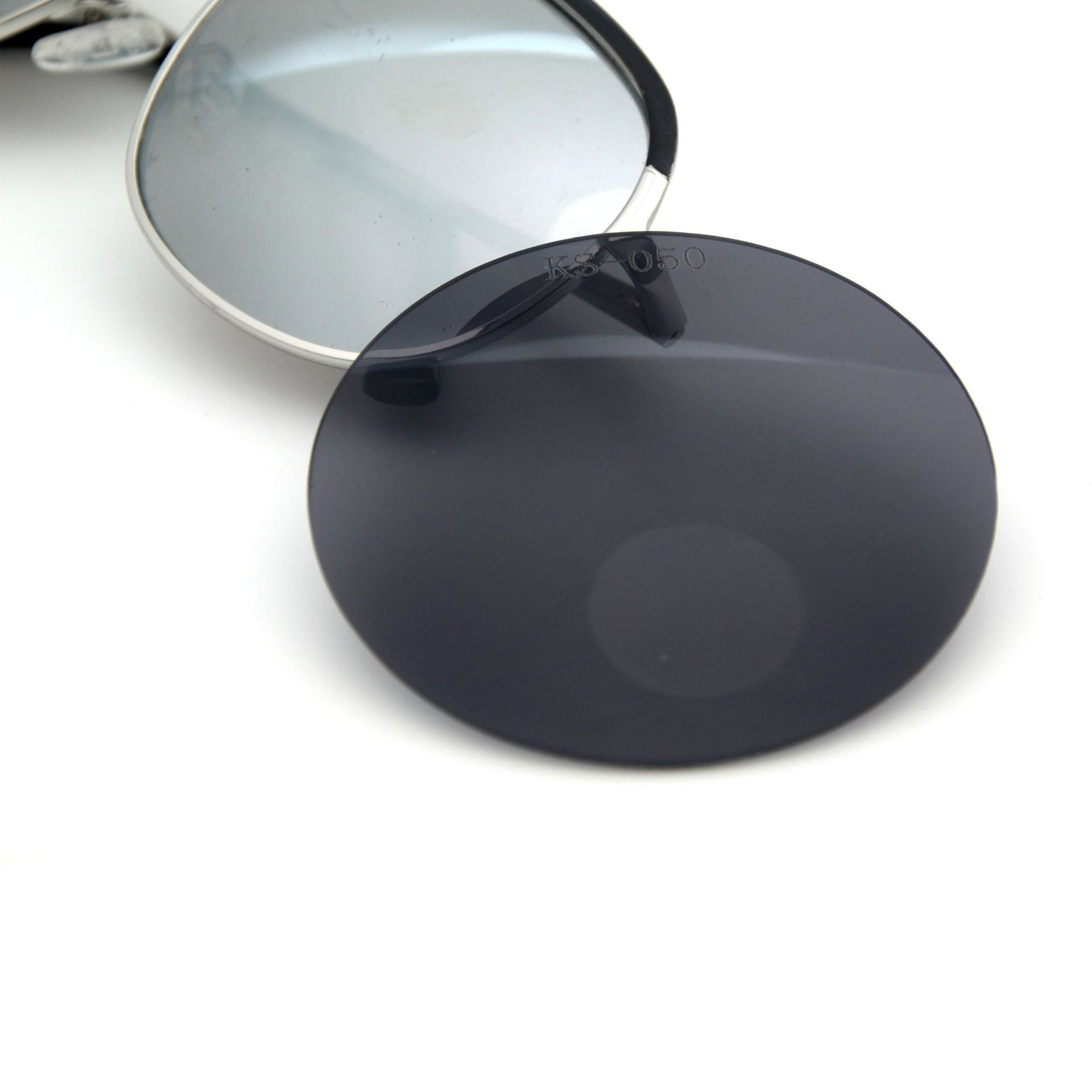 厂家直销 PC运动眼镜风镜65*2C/6C*155单色，不含镀膜示例图8