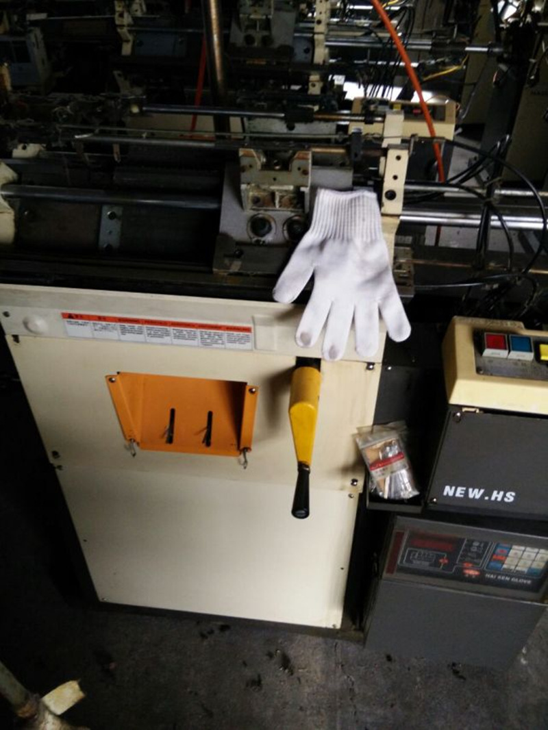 厂家供应手套专用电脑花样机全自动手套针织机线手套机编织手套机示例图2