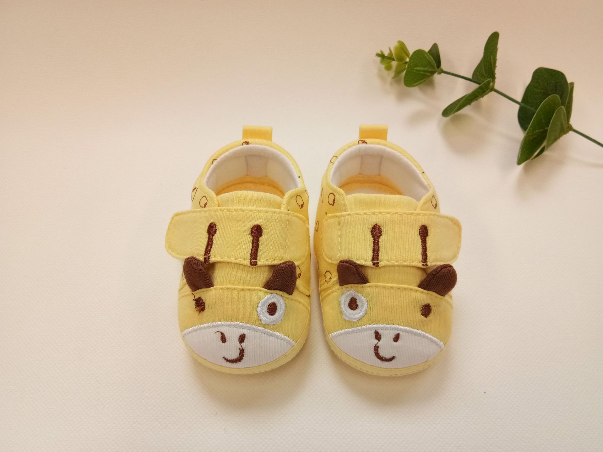 2018新款婴儿秋鞋 魔术贴学步鞋 0-1岁婴儿学步鞋 透气棉布鞋示例图5