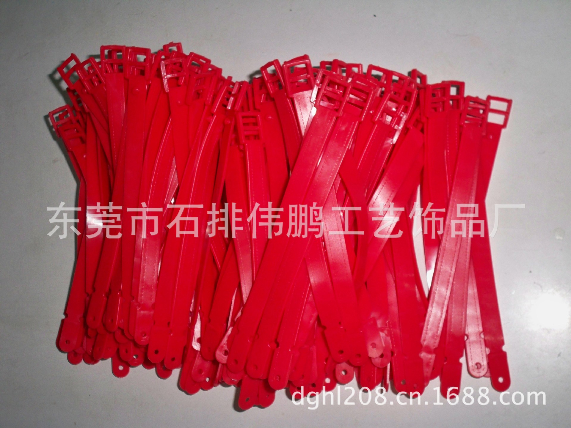 东莞厂家大量生产PVC透明绳 行李挂绳软胶吊带颜色定制示例图6