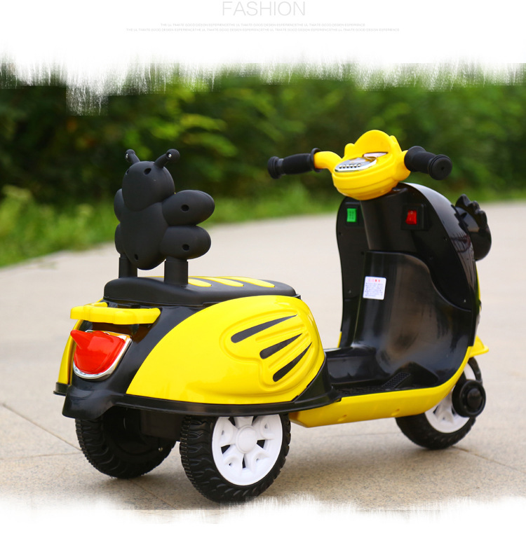 新款儿童电动车三轮摩托可坐2-5岁男女宝宝踏板充电玩具童示例图6