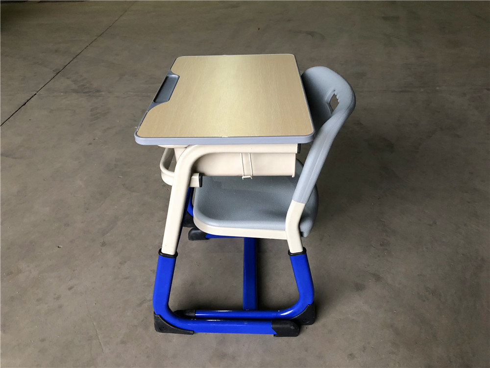 C型升降课桌椅弧形多功能媒体室互动PBL教室课桌椅示例图5