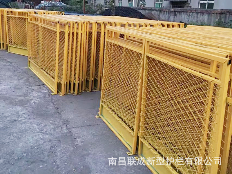 定制生产工地基坑临边护栏 现货建筑施工防护网 工程安全围栏示例图10