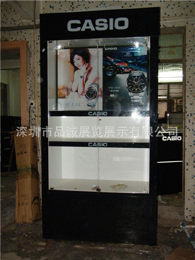中高端名表维修柜台设计制作 商场木质贴木纹玻璃展示柜示例图23