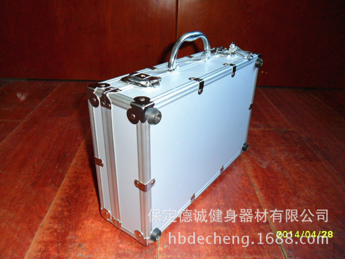 厂家直销供应银色铝箱 铝合金箱 精美铝合金箱 工具产品收纳箱示例图8