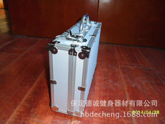 厂家直销供应银色铝箱 铝合金箱 精美铝合金箱 工具产品收纳箱示例图9