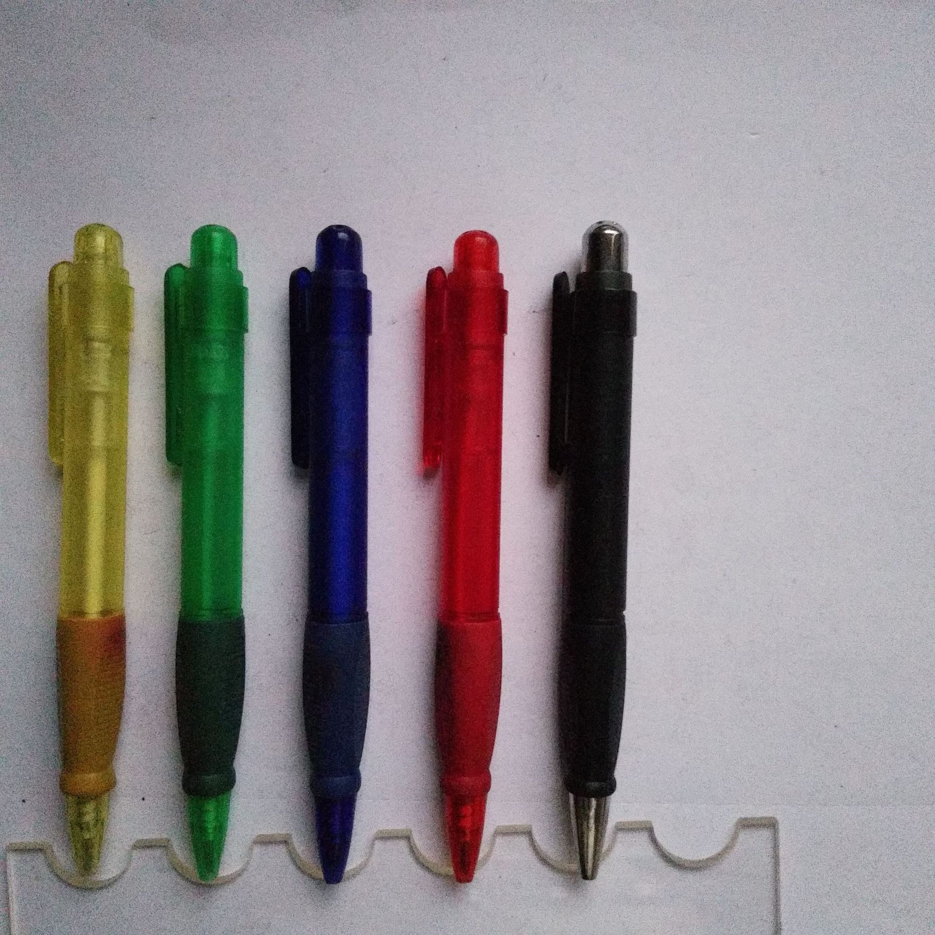 桐庐明浩制笔厂专业供应塑料按动圆珠笔  广告塑料圆珠笔示例图1