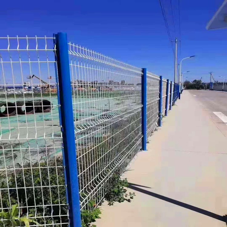 网球场框架式围栏 高速公路框架式围栏 批发销售 云蓝