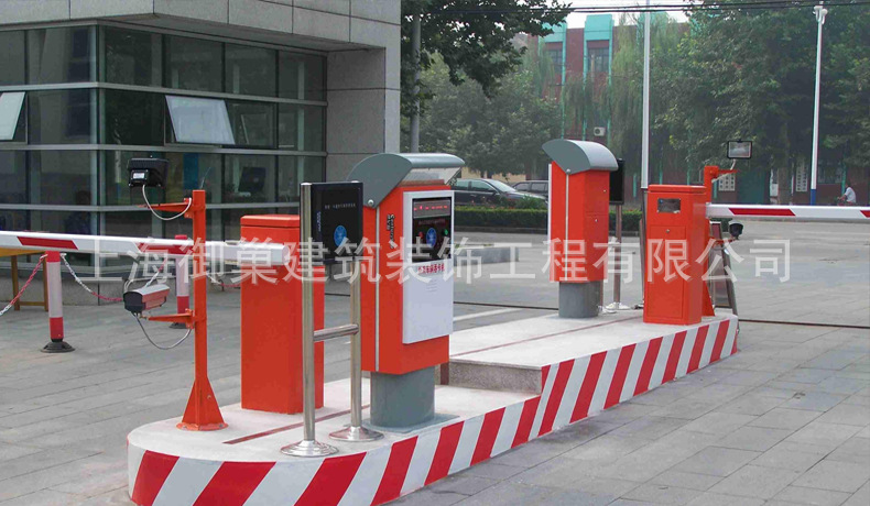 上海道闸定做安装公司大门自动道闸 小区学校电动道闸 直杆道闸机示例图5