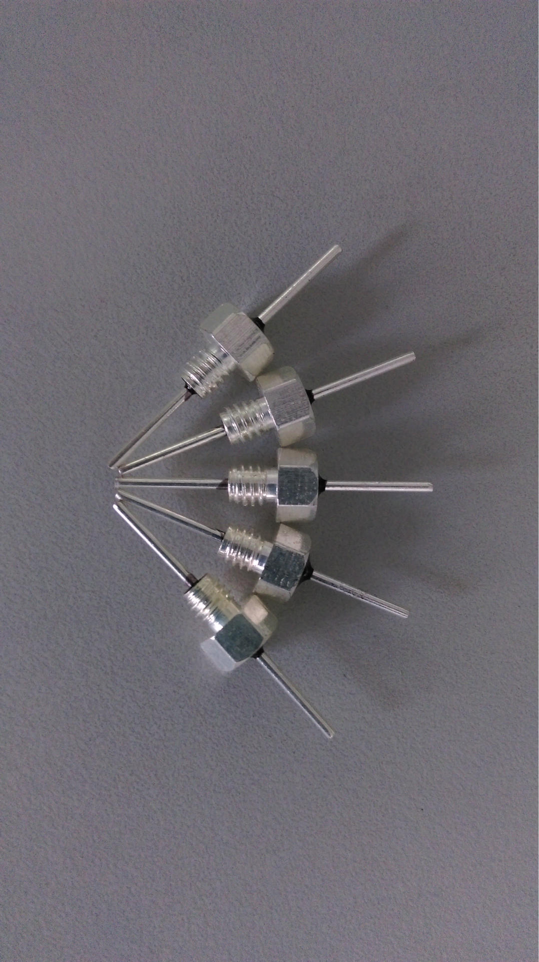 螺纹式穿芯电容、穿芯电容器厂家直销可定制各种电容示例图5