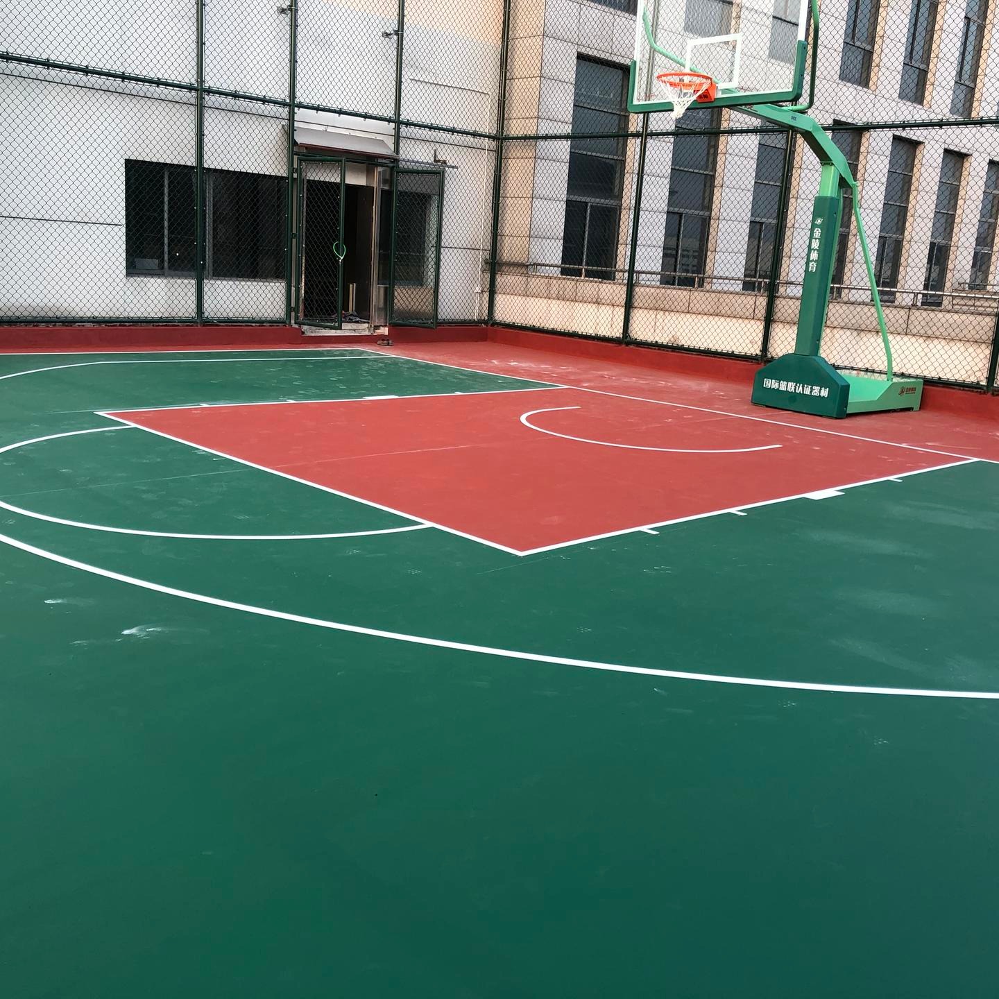 新国标硅PU球场 淳嘉 硅PU材料生产厂家 塑胶篮球场 硅PU篮球场
