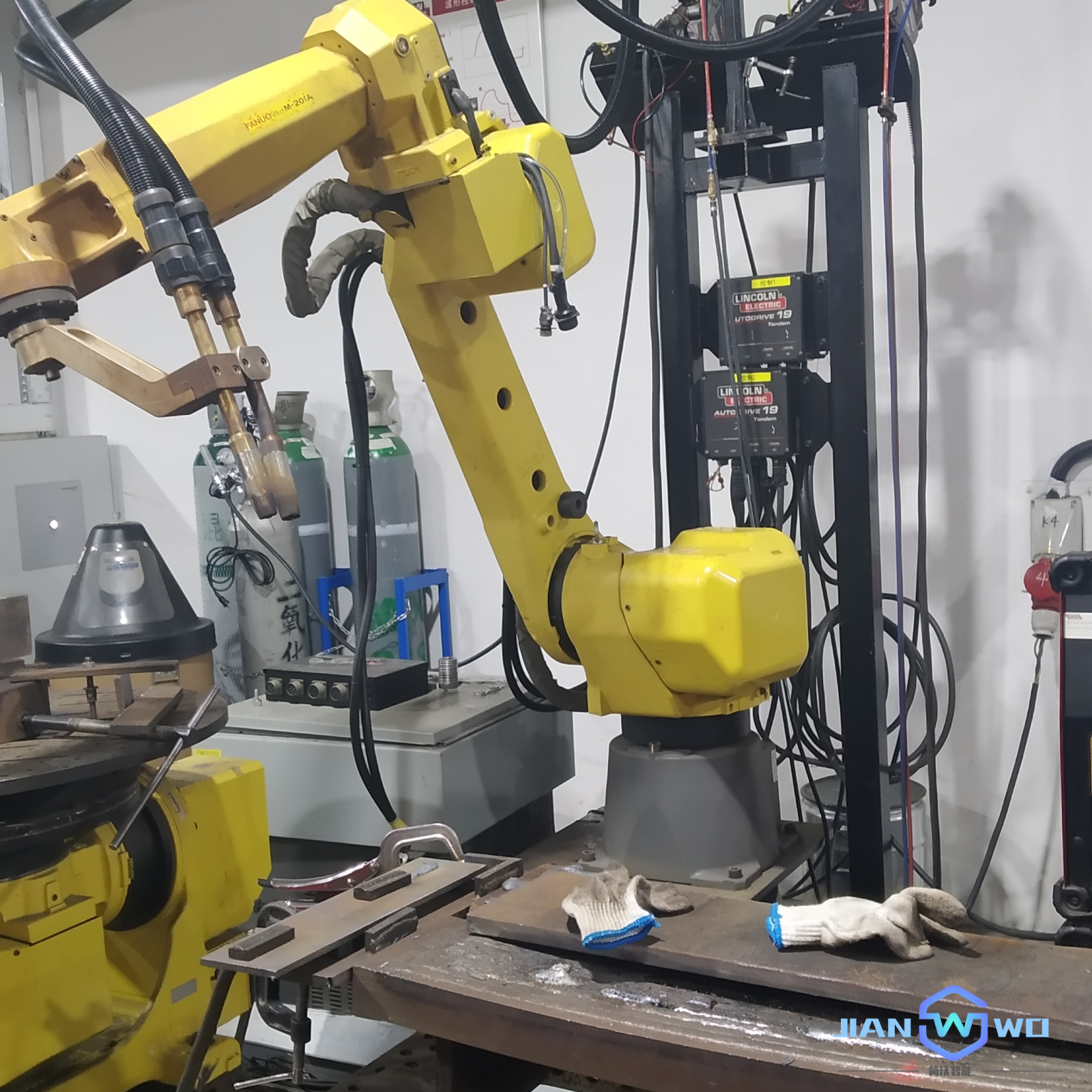 关节型机器人 实现焊接自动化 工业焊接机器人3