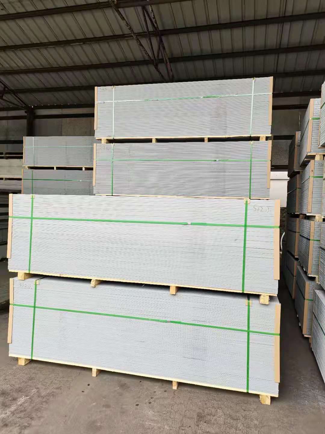 黑龙江省硅酸钙板装饰保温一体板配送全国 隔音、吸声材料3