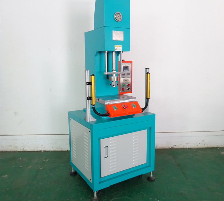 单柱油压机 小型单柱油压机 C型油压压装机 台式油压压装机 桌面型液压机8