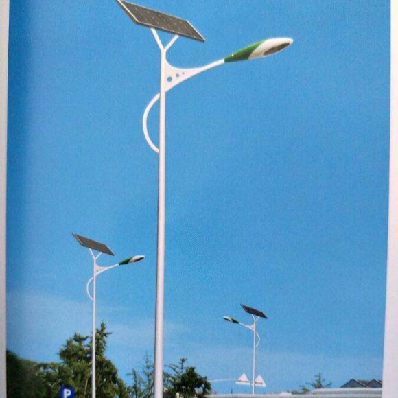 新款新农村建设出厂价30W40WLED太阳能路灯批发 路灯灯杆厂 5米6米7米8米太阳能路灯价格 太阳能路灯生产厂家直销4