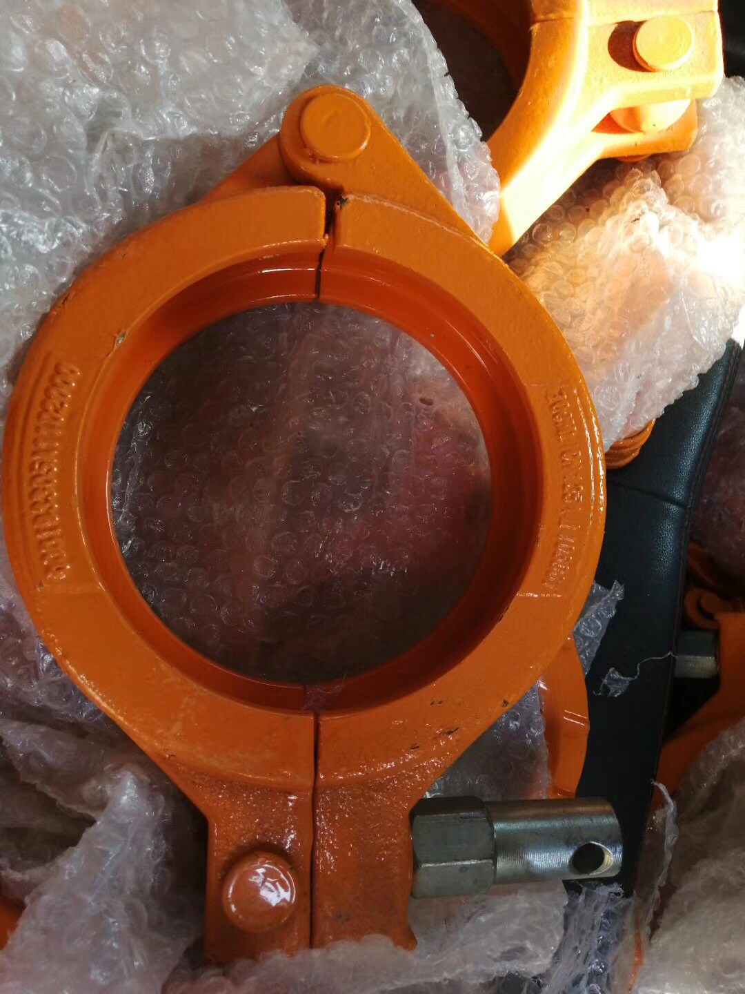 厂家直销 烤漆泵管管卡 加重泵管管卡 供应混凝土泵车泵管管卡7