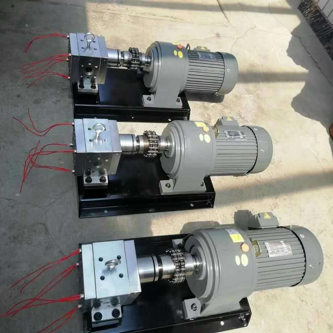 RT热熔胶泵 口罩机计量泵 RT50cc 熔喷布泵 何氏泵业 热熔胶泵1