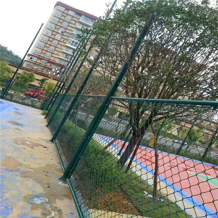 球场围栏护栏网 球场护栏安装 篮球场地护栏 河北中峰厂家定做