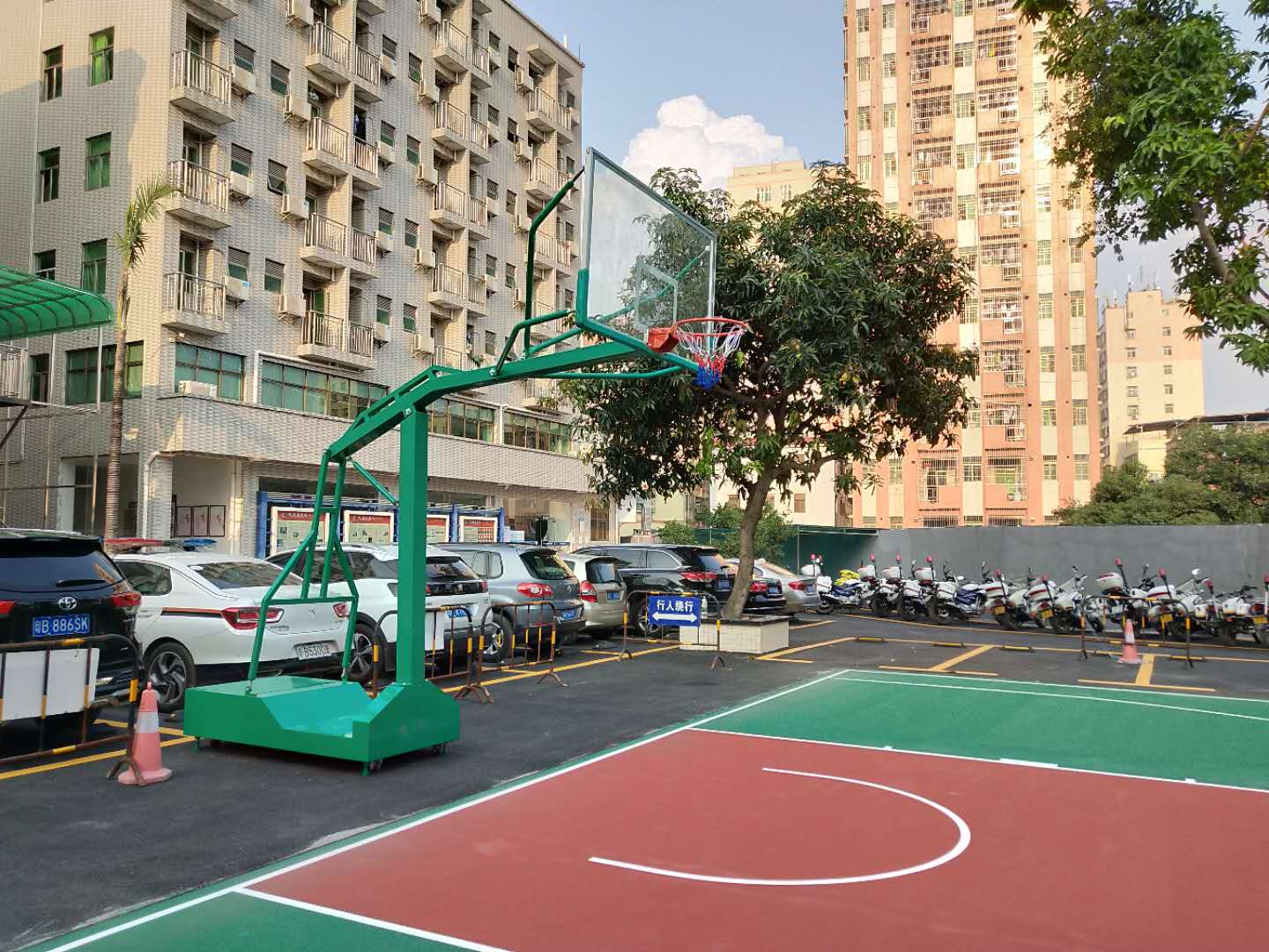 地埋式方管篮球架仿液压篮球架移动式篮球架宝安篮球架 篮球架、球板、球框、球网