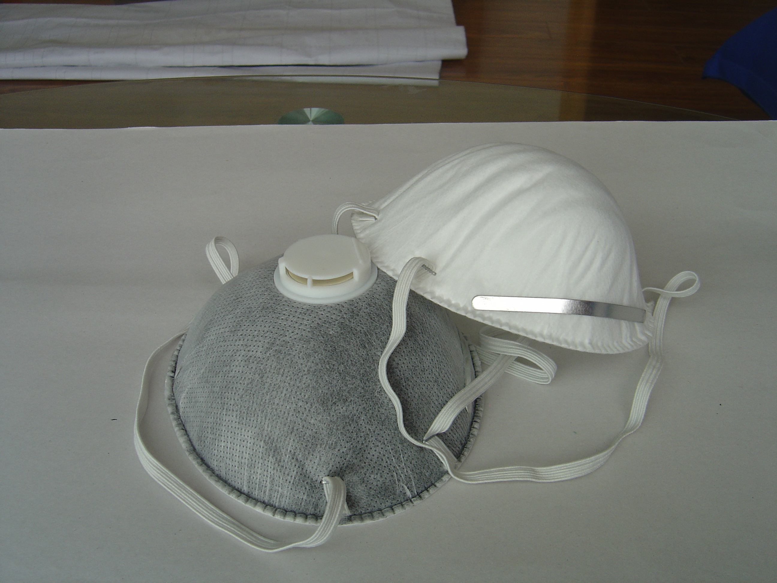 KN95带阀活性炭口罩 活性碳口罩 防尘口罩 不带阀熔喷布活性炭口罩 批发 防雾霾口罩2