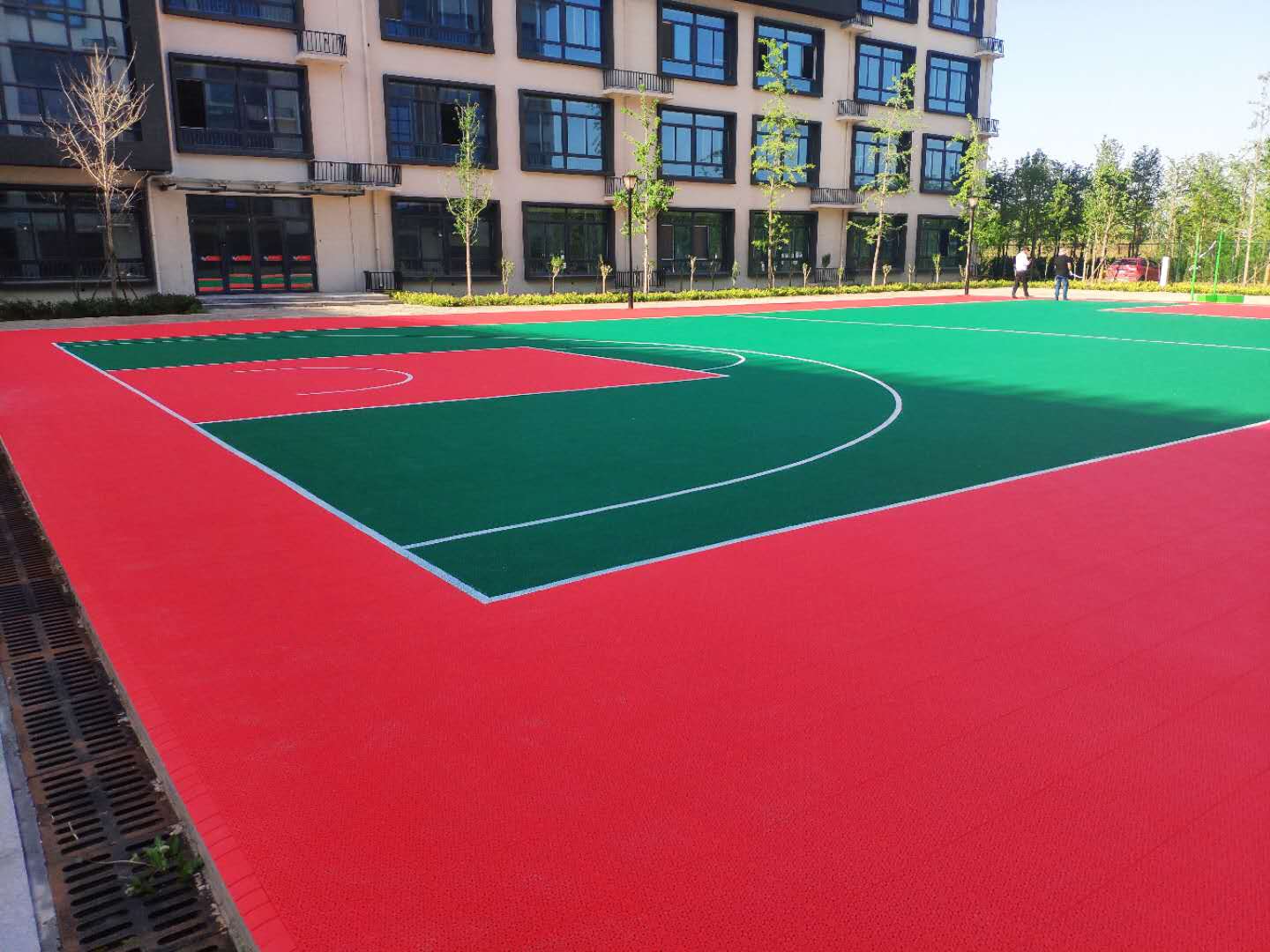 悬浮地板篮球场拼装地板幼儿园地板红 体育河南濮阳地板厂家8