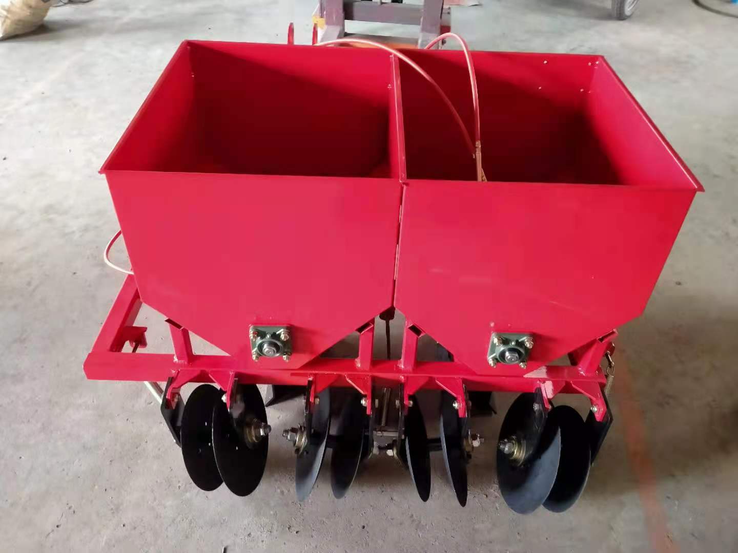施地深2F-D30果园施肥机 开沟施肥覆土一次完成 施肥机械3