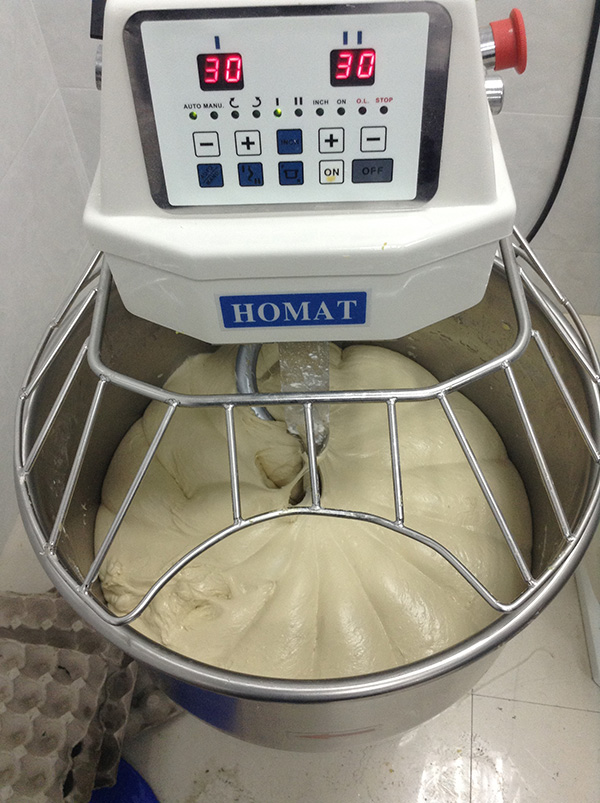 打粉机 50T和面机 HOMAT打面机 好麦和面机 立式和面机 HM-25 好麦烘焙设备搅面机1
