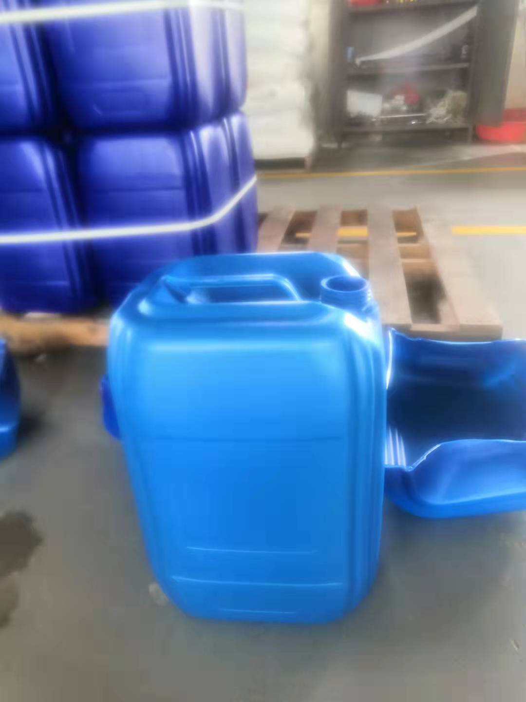 功能性母料 瓶类）用发泡母料 聚乙烯吹塑（桶1
