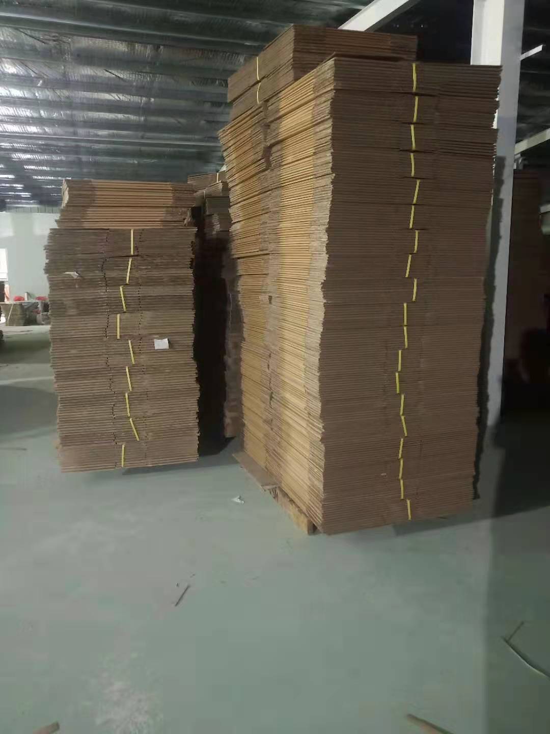 飞机盒批发 三层纸箱价格 厂家价格纸箱包装材料 纸箱厂家2