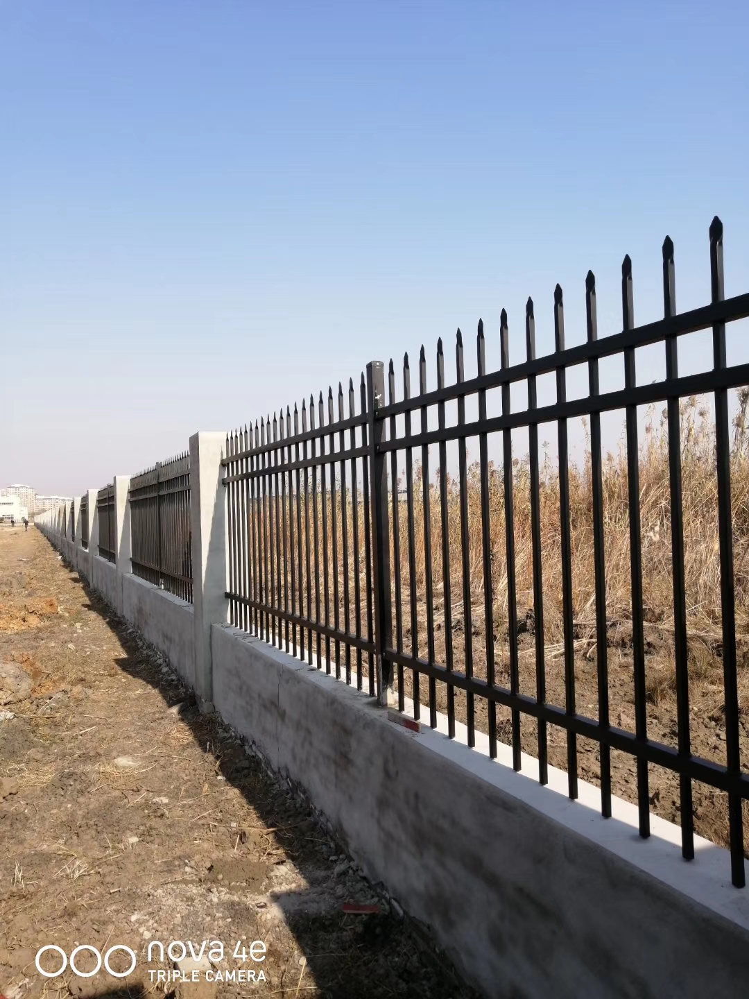 安徽厂家直销 其他安全防护设备 卓联 护栏围栏厂家批发定制小区铁艺围栏2