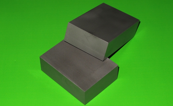 汕尾不锈钢搓丝板价格-供应毅众螺丝模具厂优质不锈钢搓丝板