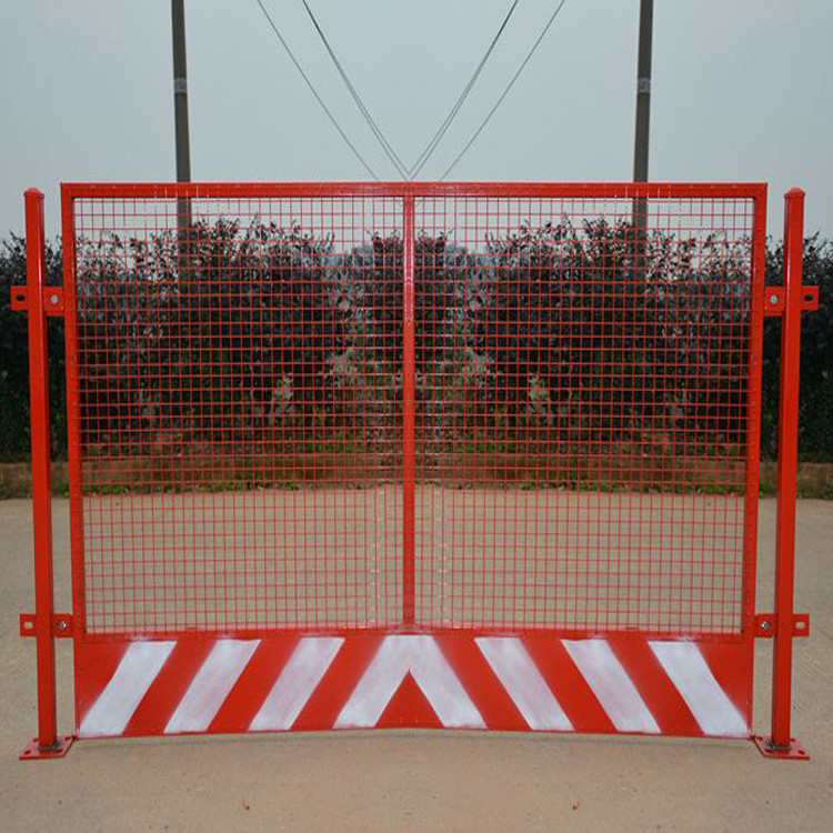 运联现货 工地临时防护围栏 基坑网片护栏 工地专用 可移动3