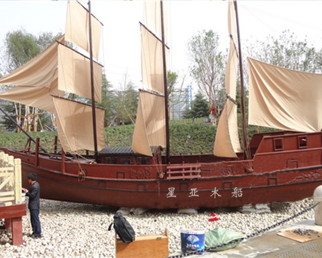 厂家供应实木仿古海盗帆船欧式木船观光旅游船装饰展厅载人船1