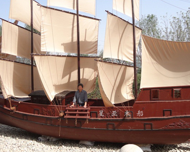 厂家供应实木仿古海盗帆船欧式木船观光旅游船装饰展厅载人船2