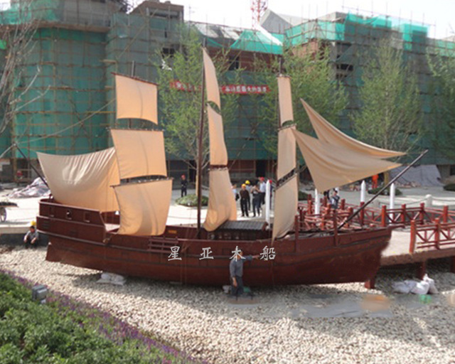 厂家供应实木仿古海盗帆船欧式木船观光旅游船装饰展厅载人船3