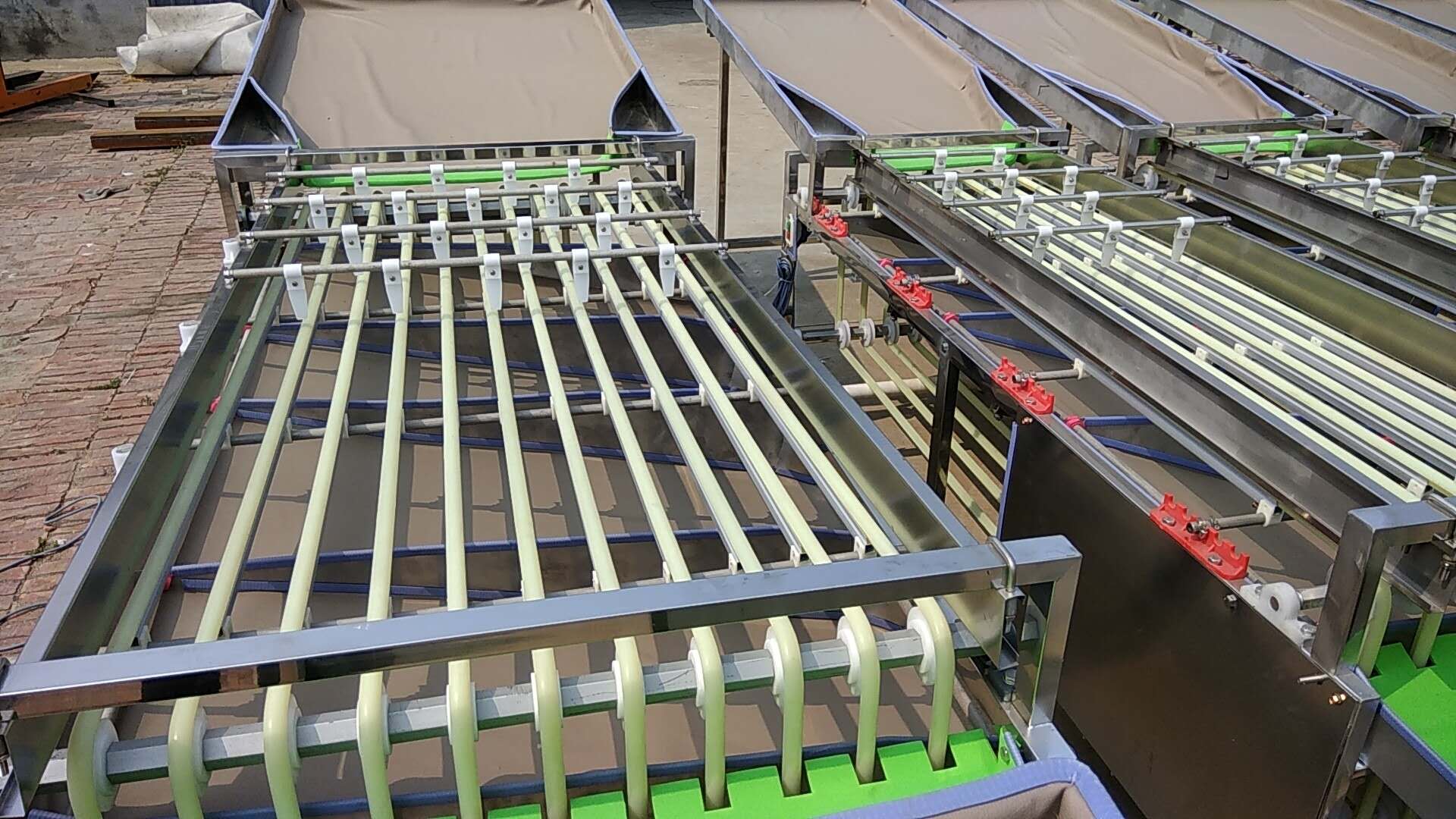 果蔬加工设备 冰糖橙分选机小型家庭用轨道式分级机鸿旭机械1