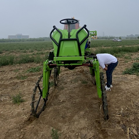 土壤耕整机械 玉米小麦蔬菜打药机四轮驱动喷杆式大马力喷雾机