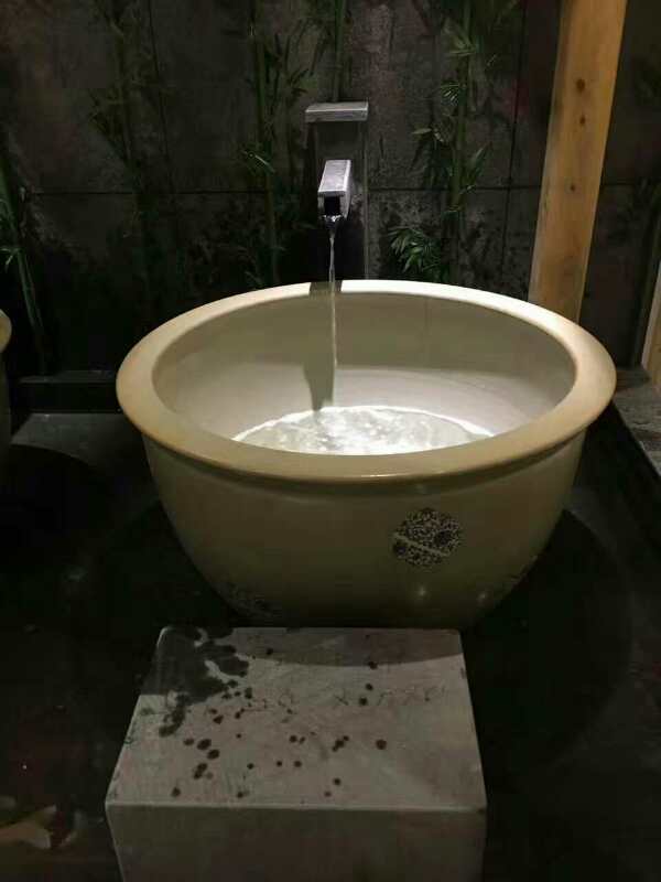 定做陶瓷洗浴大缸 日式温泉极乐汤泉泡澡缸1.1.2米厂家直销2