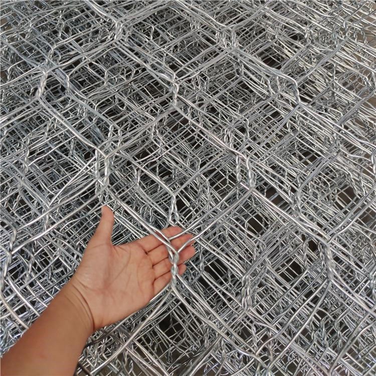 欢迎来电选购 钢丝边坡护栏网 铁丝网 柔性边坡护栏网 登远