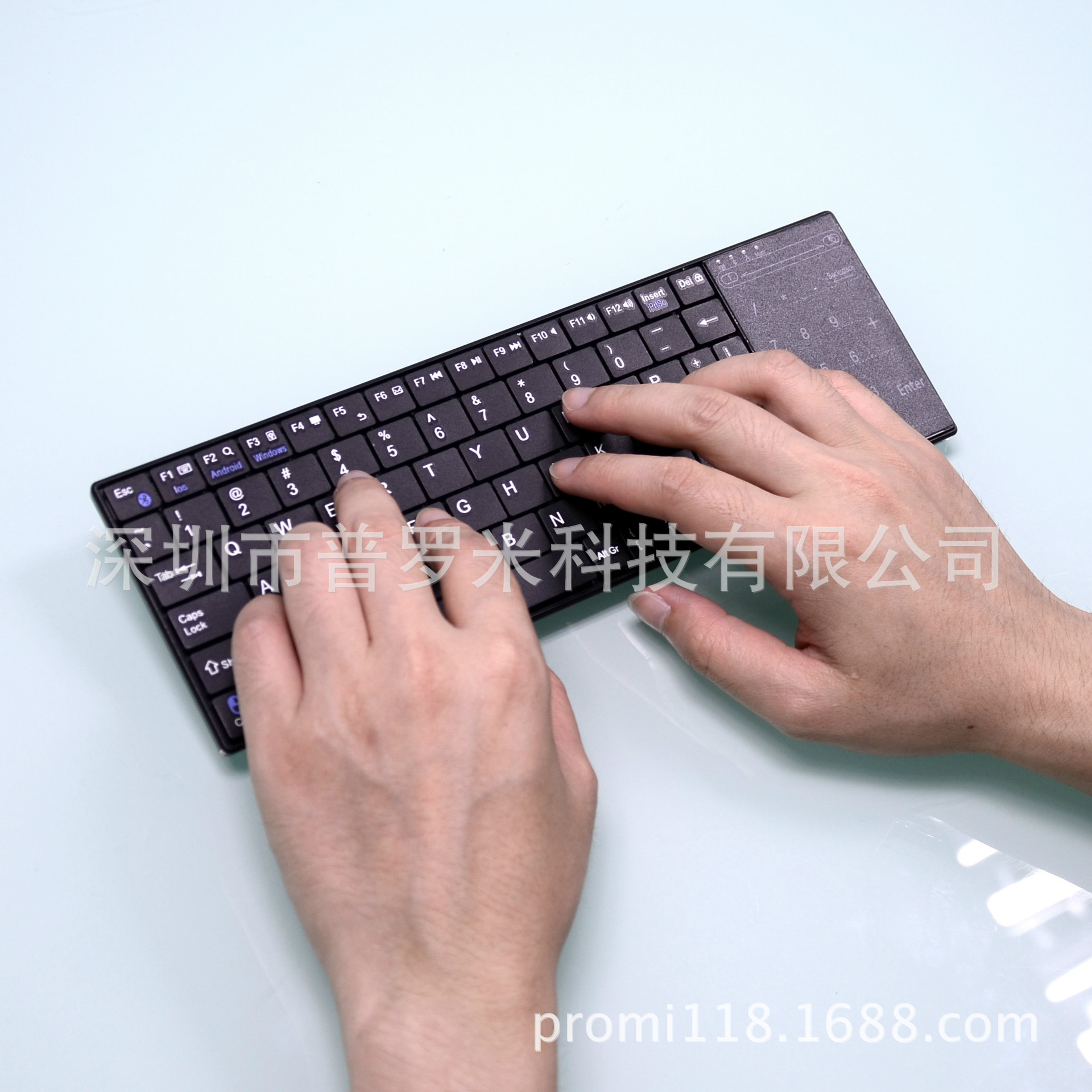 其他数码产品 便携键盘 当天发货 手机平板电脑键盘 蓝牙触摸键盘