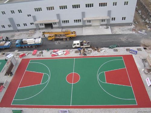 泰安幼儿园悬浮式拼装地板 塑胶篮球场拼装地板 滑拼装式运动地垫1