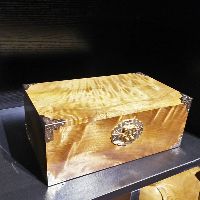 正宗金丝楠木盒子珠宝盒公章盒装钱装记念品盒子 木质工艺品3