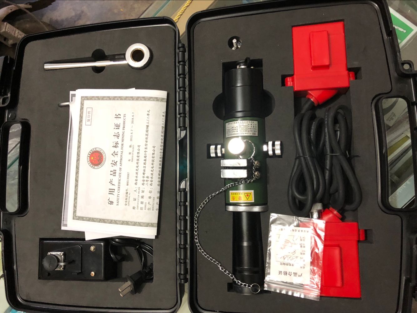 矿业测量仪器 西安YEJ-1200绿光激光指向仪联系激光指向仪维修8