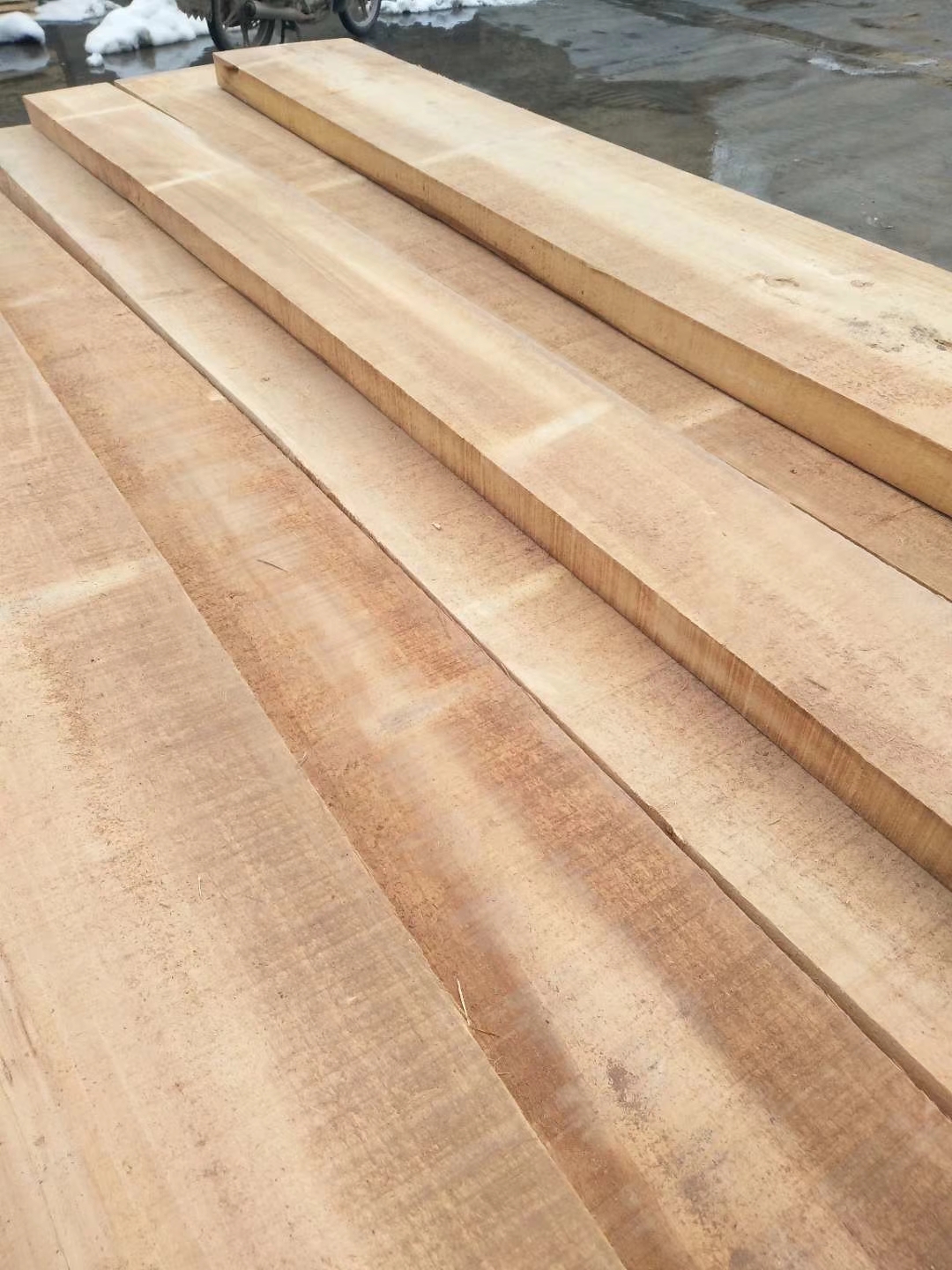 白杨木板材 椿木家具板材厂家首先河南建淼木业2