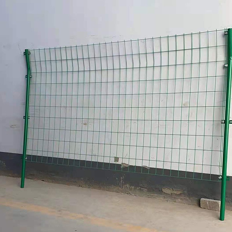 桃型柱护栏网定制 喷塑护栏网双边丝防护护栏网