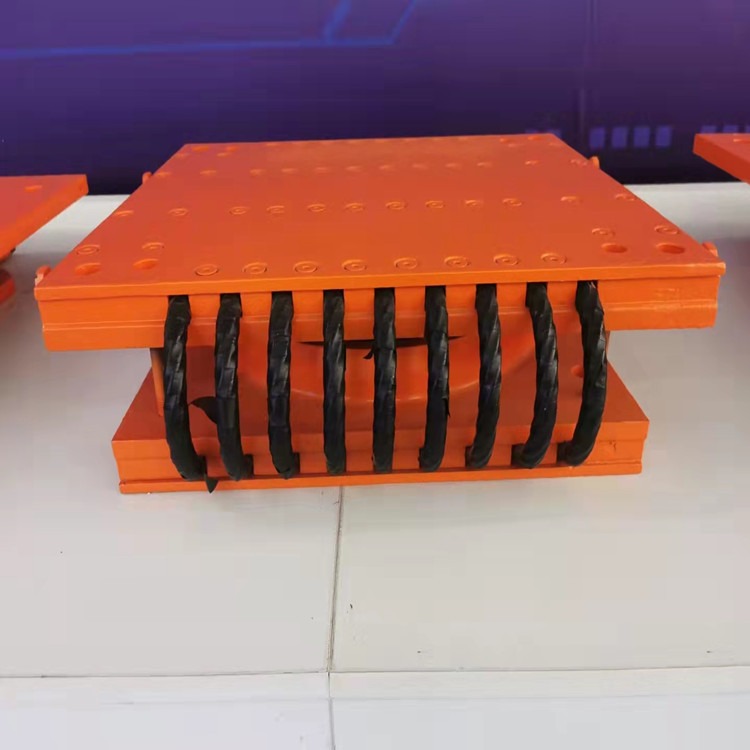 金泰橡胶 专业生产 KBQZ 定制钢结构桁架抗震支座 成品球型铰支座