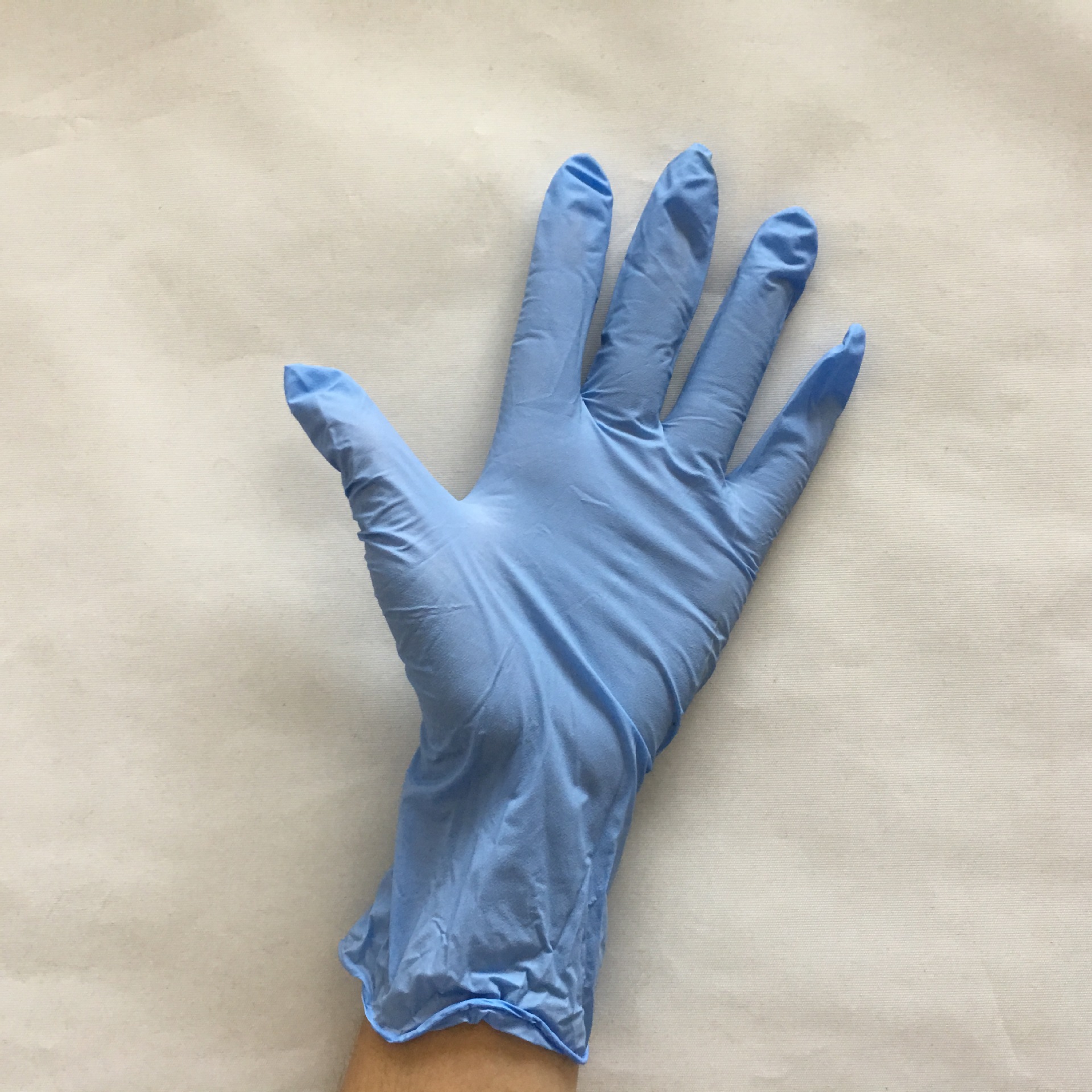 蓝丁晴橡胶手套乳胶一次性手套100只盒装实验室防油防静电手套3