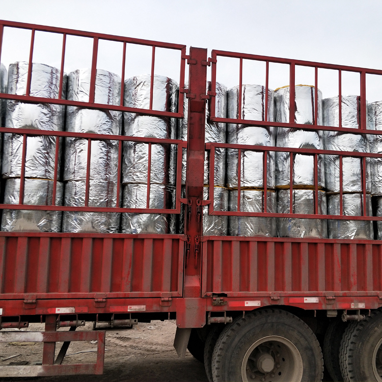 出口玻璃棉管 密度80公斤玻璃棉管 保温、隔热材料 玻璃棉管 批发供应2