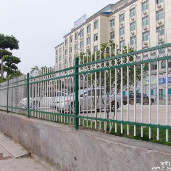 南昌厂家生产镀锌钢栅栏 新余供水局外墙围墙 萍乡公园铁围栏2
