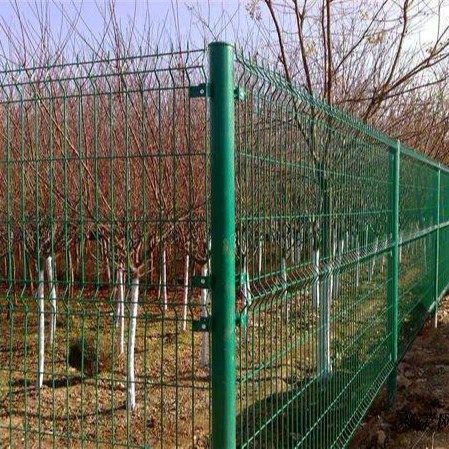 50丝径护栏 南昌基坑护栏厂家 赣州脐橙果园围栏铁丝网供应1